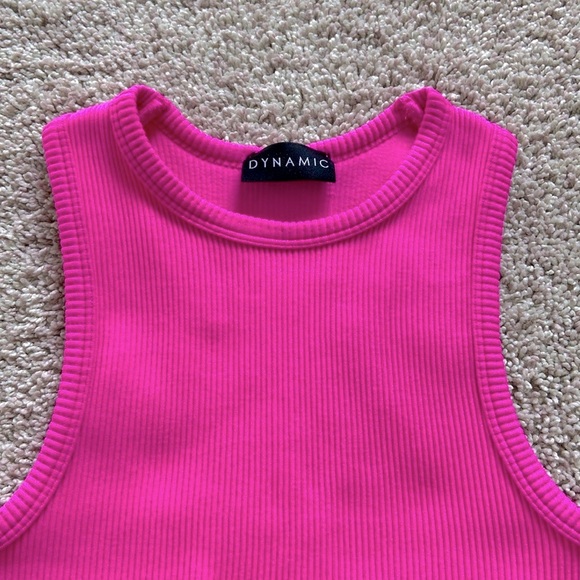 Dynamic • Hot Pink High Neck Ribbed Seamless Crop Tank - Picture 2 of 10